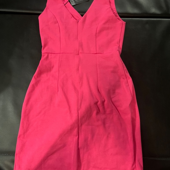 Pink dress - Picture 4 of 6